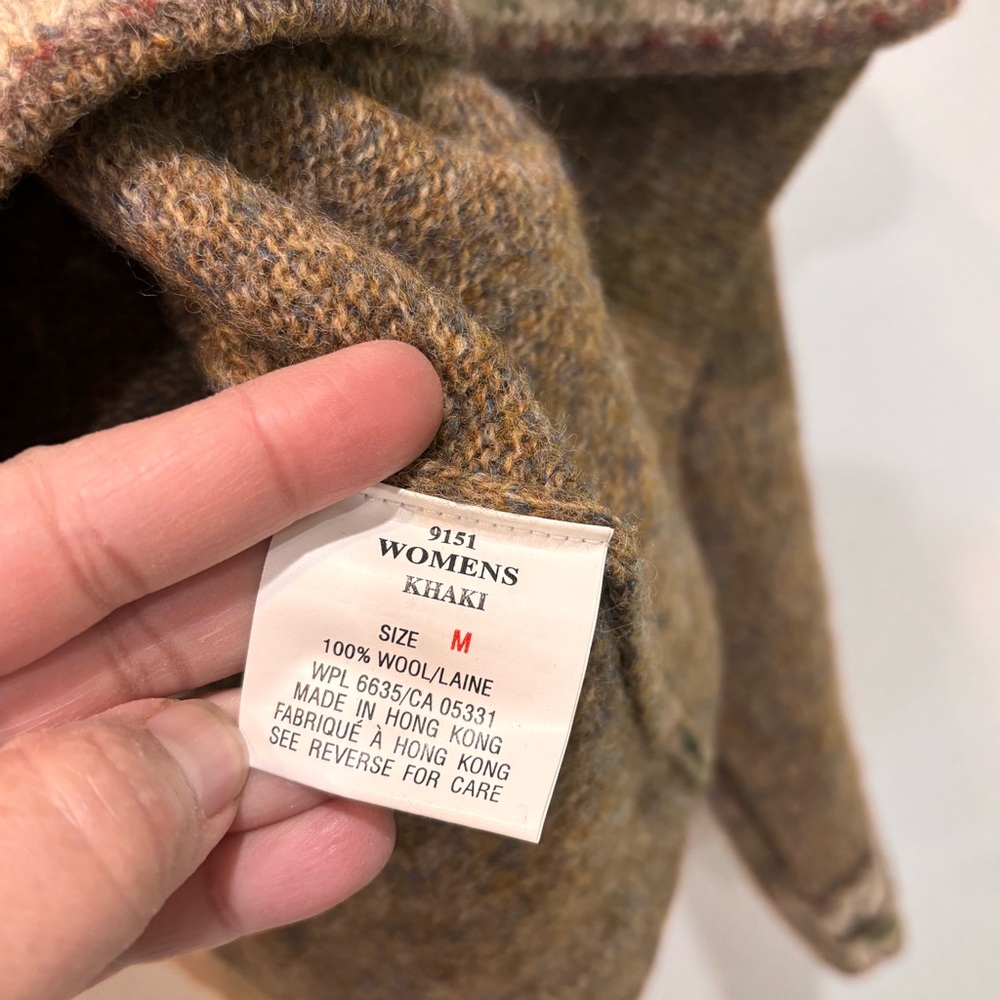 Vintage Woolrich Wool V-Neck Leaf Detail Khaki Sweater Women’s Size Medium - Picture 9 of 12